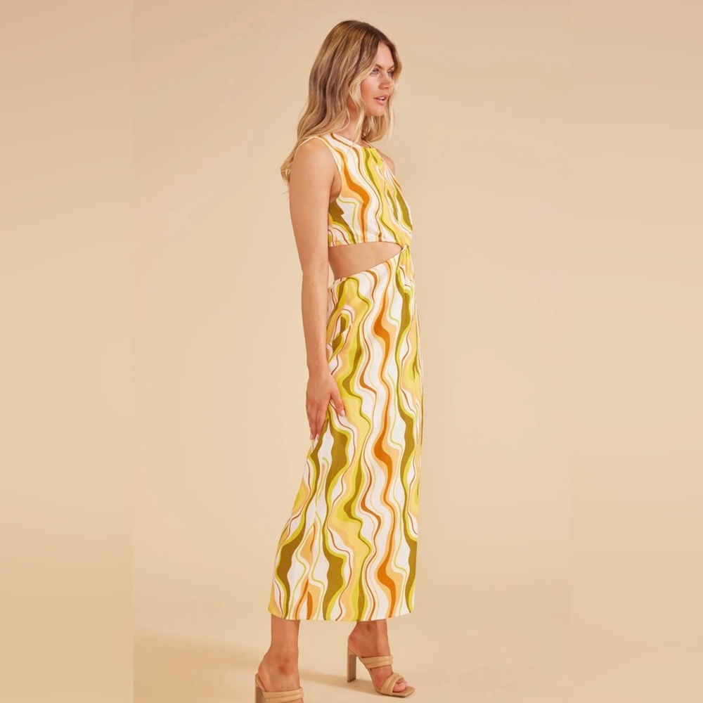 Pink Mink ZIGGY TWIST FRONT CUT OUT MIDI DRESS